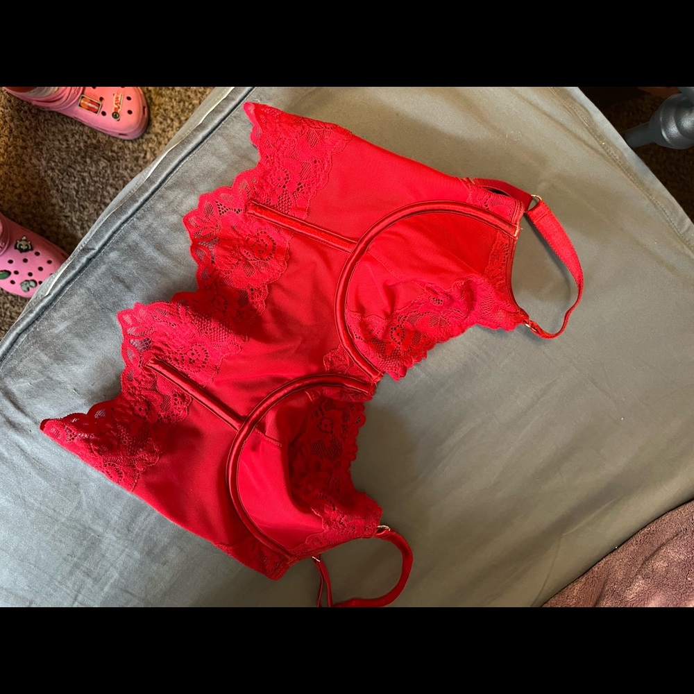 Red lace bustier